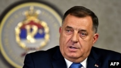 "Imamo pun kapacitet da formiramo stabilne strukture vlasti na nivou BiH", izjavio je Milorad Dodik nakon sastanka sa političkim strankama "Osmorke" 10. decembra u Banjaluci. 