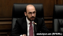 «Քաղաքացիական պայմանագրի» քարտուղար Արթուր Հովհաննիսյան
