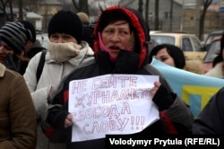 Krymda söz azatlygyna bagyşlanyp, ýöriş geçirilýär. Simferepol. 10-njy mart, 2014 ý.