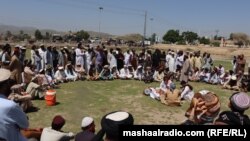 په میرامشا کې د مې پر ۱۳مه د اتمانزیو وګړي د بجلۍ کمښت ضد د احتجاج لپاره ورټول شوي دي.