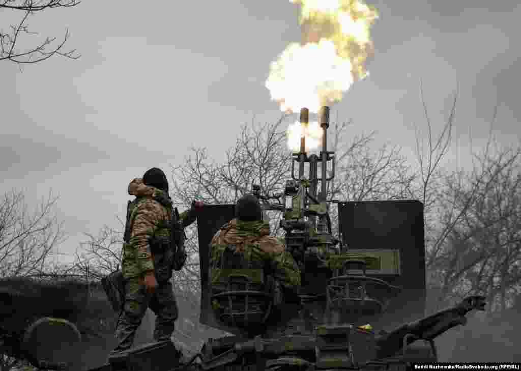 Огонь по российским позициям из зенитной установки&nbsp; &nbsp;