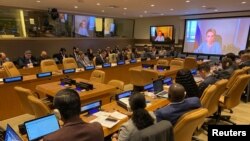 Ruska povjerenica Marija Lvova-Belova obraća se putem videlinka na neformalnom sastanku članica Vijeća sigurnosti UN-a u sjedištu UN-a, New York, SAD, 5. travnja 2023.