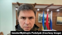 Mihajlo Podoljak u ime ukrajinskih vlasti negirao je tvrdnje o odgovornosti za ubistvo Darje Dugine