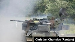 Nemački protivvazdušni tenk Gepard na vojnoj vežbi 2007. pre nego što ga je nemačka vojska povukla iz upotrebe.