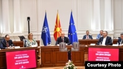 Premijer Kovačevski i ministri na jednoj od sednica Vlade