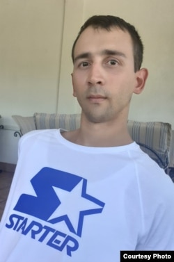 Adnan Dervišević ima stopostotni invaliditet i ovisi o pomoći drugih