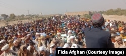 د جانيخېلو خلکو تر دې وړاندې هم څو څو وارې د مظاهرو او پرلتونو له لارې له حکومته د امنیت د ټینګولو غوښتنه کړېده.