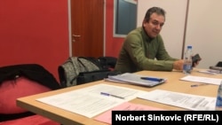 Konačni rezultati parlamentarnih izbora čekali su se zbog ponavljanja izbora na na jugu Srbije, u Velikom Trnovcu. Slika: Novi Sad, 3.april 2022.