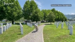 'Nisu rekli da nema glave': Priča srebreničke majke 