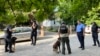 Do sada niko nije uhapšen za ove lažne dojave a zvanično nije saopšteno ni da li su nadležne institucije uspele da identifikuju adrese sa kojih su stigle pretnje bombama (na fotografiji policija ispred prištinske Gimnazije "Xhevdet Doda" nakon dojave o bombi)