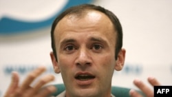 Алик Бжания