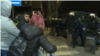 Građani Niša na protestu tokom kog je došlo do incidenta kada su članovi vladajuće Srpske napredne stranke zasuti jajima, 21. mart 2025. 