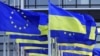 Zastave EU i Ukrajine kod zgrade Evropskog parlamenta u Strazburu, mart 2022.
