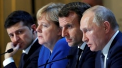 Ukrajinski predsednik Volodimir Zelenski, nemačka kancelarka Angela Merkel i francuski predsednik Emanuel Makron na sastanku s ruskim predsednikom Vladimirom Putinom 2019. u Parizu. 