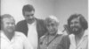Писатели Петр Вайль, Сергей Довлатов, Виктор Некрасов и Александр Генис. Нью-Йорк. 1980-е. 