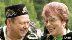 Валентина Матвиенко с коллегой - губернатором Ленинградской области Валерием Сердюковым.