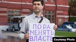 Оппозиционный активист Марк Гальперин