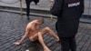 Акция Петра Павленского на Красной площади Москвы