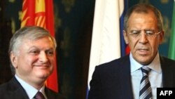 Սերգեյ Լավրովի եւ Էդվարդ Նալբանդյանի հանդիպումը Մոսկվայում, արխիվային լուսանկար