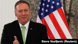 Pompeo: 'Takvi, prezira vrijedni, napadi na novinare su napadi na demokratiju i zajedničke principe NATO saveza. Počinitelji će biti pronađeni i moraće da odgovaraju'