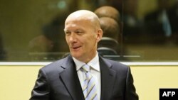 Proces je započeo Prlićevim obraćanjem i tvrdnjama da zločini koji su se dogodili nisu bili planski i sistematski
