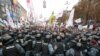 Сторонники Юлии Тимошенко во время протестов после вынесения приговора