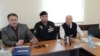 Слева направо: Ислам Сайдаев, помощник председателя Общественной палаты Чечни, ветеран войны в Афганистане Амрадди Керимов, заместитель секретаря Общественной палаты Абхазии Данил Убирия