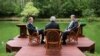 Справа наліво: президент України Петро Порошенко, президент Єврокомісії Жан-Клод
Юнкер та президент Європейської ради Дональд Туск. Київ 13 липня 2017 року 