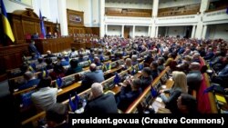 «Ті речі, які будуть прийняті на переговорах першого, другого, третього, п’ятого етапу – яким би він не був – рано чи пізно потрапить в парламент» – Бобровська