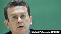 Nacionalni lideri znaju da će imati onoliko prostora koliko im dozvole relevantni predstavnici međunarodne zajednice: Asim Mujkić