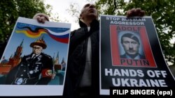 Протест біля посольства Росії у Чехії (архівне фото)