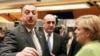 ЕСтин газ саммитинде мунайга бай Азербайжан лидери Илхам Алиевге байдөөлөт Германиянын канцлери Ангела Меркел да изат көрсөттү. Прага.7-май 2009