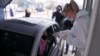 Drive in punkt za testiranje na COVID-19 na parkingu u blizini mosta Suade i Olge u Sarajevu, 17. februara 2021. godine.