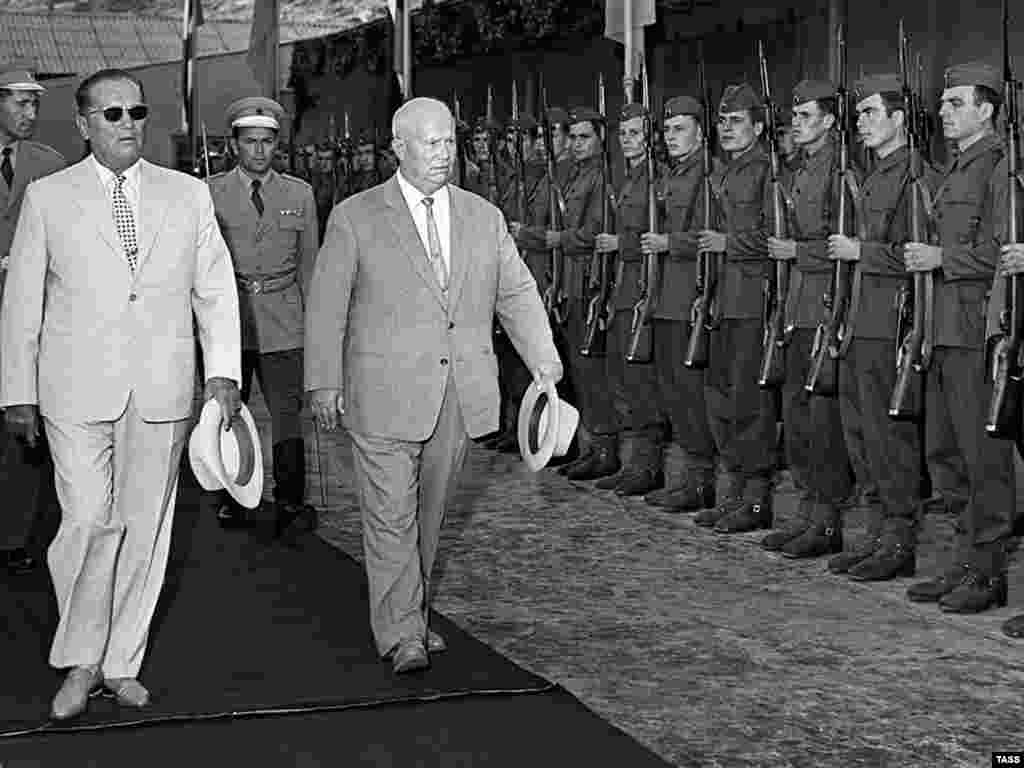 Тито ва Никита Хрушев. Соли 1963.