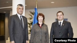 Hašim Tači, Ketrin Ešton i Ivica Dačić, decembar 2012.