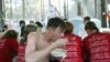 «Наши» оказались деловыми людьми. Слет на озере Селигер, июль 2005 года