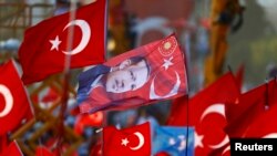 Miting u Istanbulu, 7. avgust 2016.
