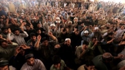 پاکستان زياتره وخت سختدريځه مذهب ډلې د مذهب سپکاوي په اړه مظاهرې کوي.(ارشېف عکس)