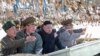 Северокорейский диктатор Ким Че Ын посещает "прифронтовую территорию".