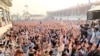 Stanovnici Parachinara, administrativnog sjedišta pakistanskog sjeverozapadnog okruga Kurram, na protestu zahtijevaju ponovno otvaranje puteva 7. novembra 2024.