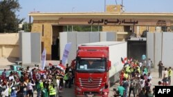 کامیون‌های حامل کمک‌های بشردوستانه