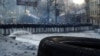 Солдаты внутренних войск на улице Грушевского
