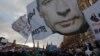 Официальные власти Цхинвала направили поздравления народу Крыма. Завтра на сессии парламента, по некоторой информации, о присоединении Крыма и Севастополя будут говорить и местные парламентарии. Но вопрос о судьбе самой Южной Осетии остается пока открытым