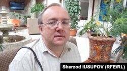 Глава правозащитного центра «Мемориал» Виталий Пономарев.