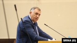 Милорад Додик