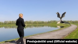 Hrvatska predsjednica je na samom rubu populističke pozicije, smatra Jović