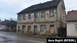 Zgrada u kojoj stanuje Gojko Kurika sa porodicom