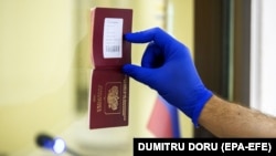 У Єврокомісії повідомили про підготовку нової стратегії щодо видачі віз громадянам Росії