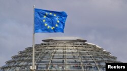 Zastava EU na kupoli zgrade Bundestaga