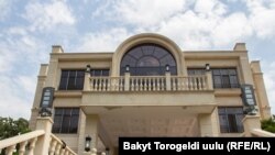 Atambaýewiň Koý-Taşdaky jaýy 